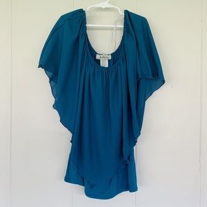 blue/teal flowy top